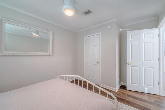2895 Laguna Drive, Crystal Beach, TX 77650