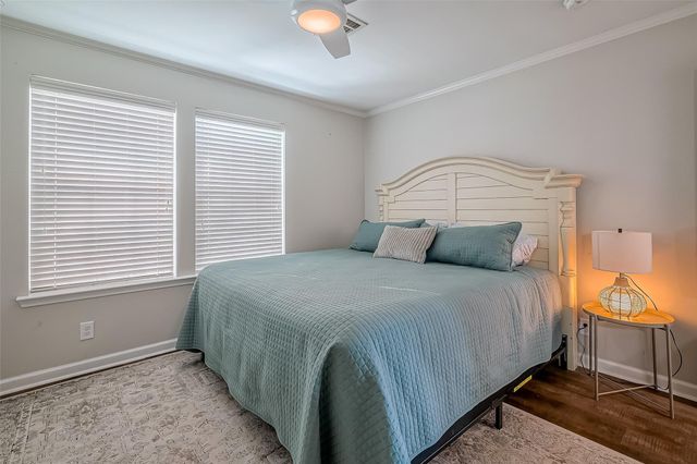 2895 Laguna Drive, Crystal Beach, TX 77650