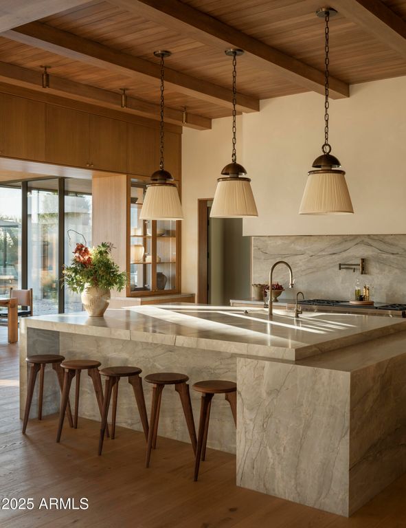 Image 12 of property listing at 8631 N AVENIDA DEL SOL --, Paradise Valley, AZ 85253