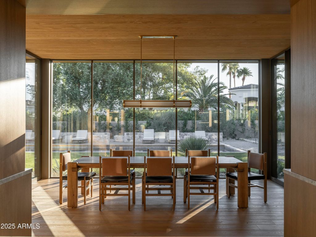 Image 14 of property listing at 8631 N AVENIDA DEL SOL --, Paradise Valley, AZ 85253