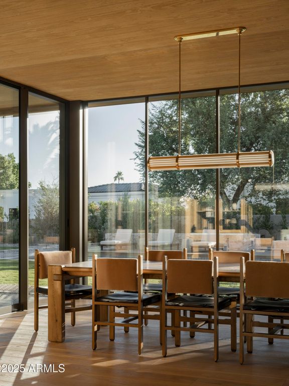 Image 15 of property listing at 8631 N AVENIDA DEL SOL --, Paradise Valley, AZ 85253