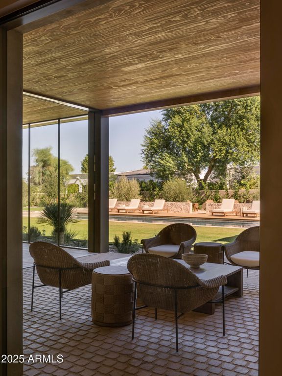 Image 26 of property listing at 8631 N AVENIDA DEL SOL --, Paradise Valley, AZ 85253