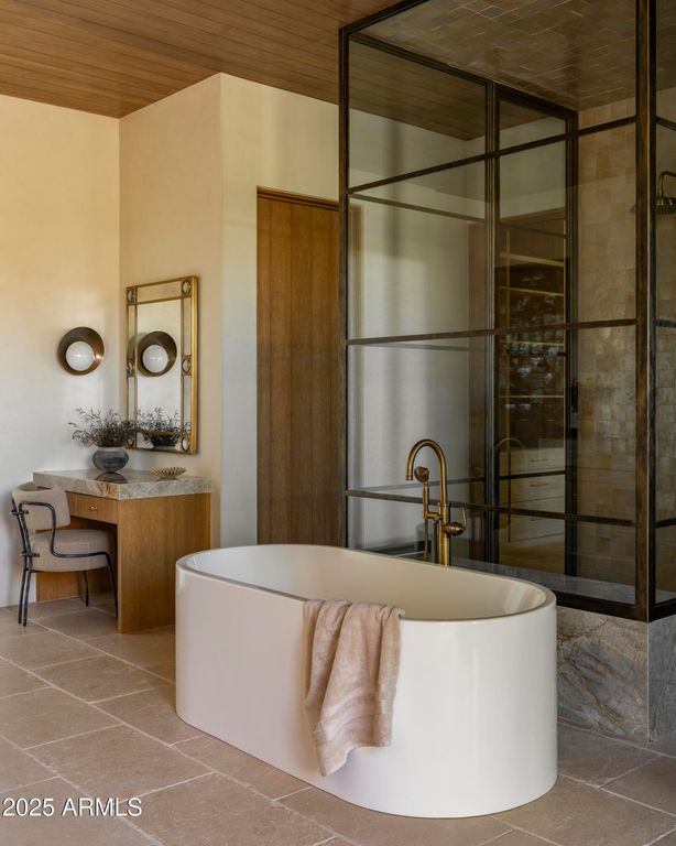 Image 35 of property listing at 8631 N AVENIDA DEL SOL --, Paradise Valley, AZ 85253