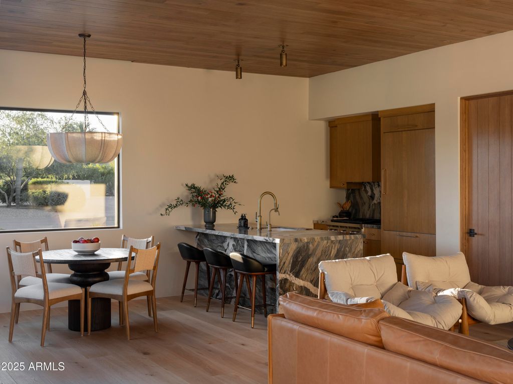 Image 53 of property listing at 8631 N AVENIDA DEL SOL --, Paradise Valley, AZ 85253