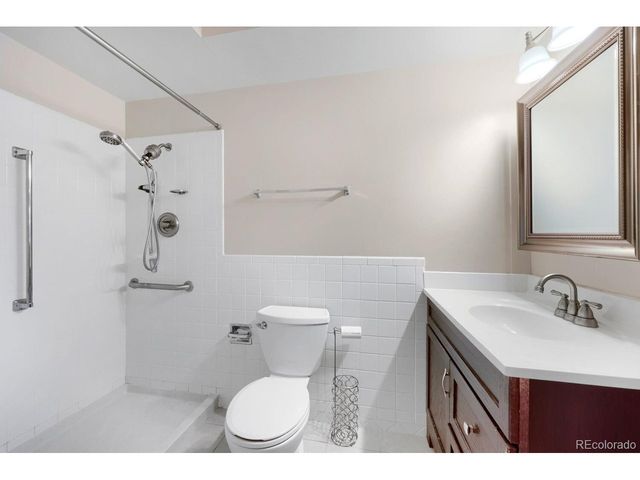 620 S Alton Way 5C, Denver, CO 80247
