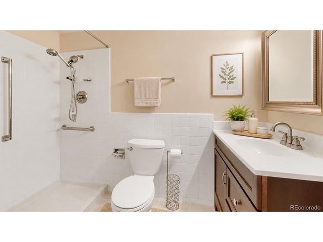 620 S Alton Way 5C, Denver, CO 80247