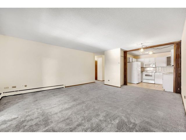 620 S Alton Way 5C, Denver, CO 80247