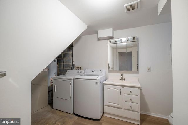 4718 MERCURY DR, Rockville, MD 20853