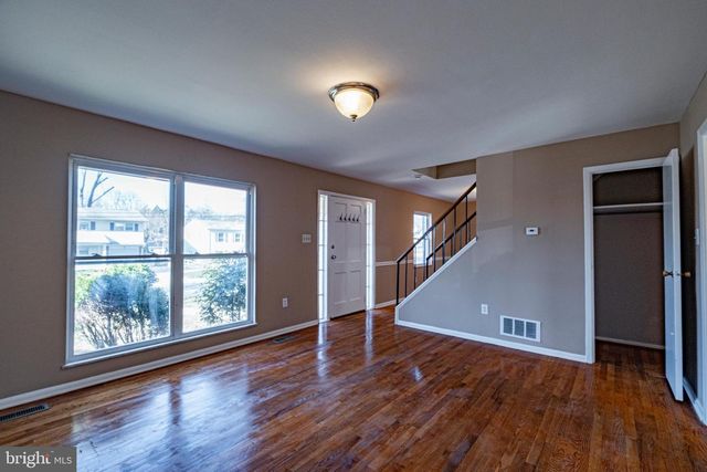 4718 MERCURY DR, Rockville, MD 20853