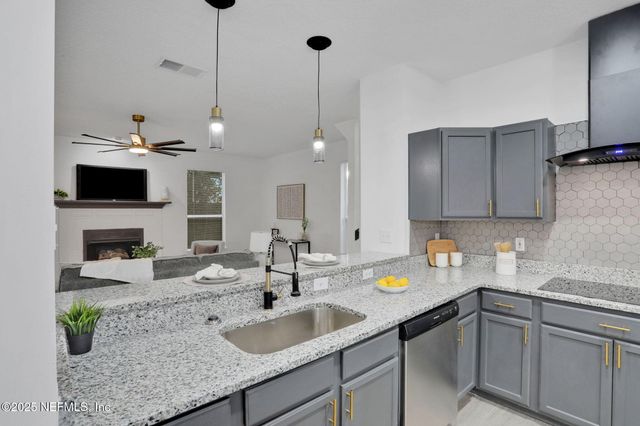 1998 LENOX Court, Middleburg, FL 32068