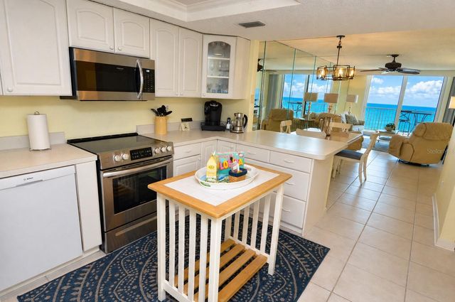 18650 GULF BOULEVARD 305, Indian Shores, FL 33785