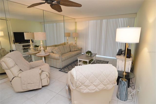 18650 GULF BOULEVARD 305, Indian Shores, FL 33785