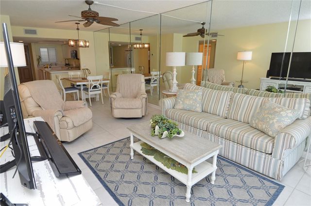 18650 GULF BOULEVARD 305, Indian Shores, FL 33785