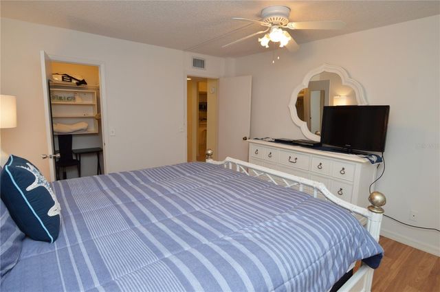 18650 GULF BOULEVARD 305, Indian Shores, FL 33785