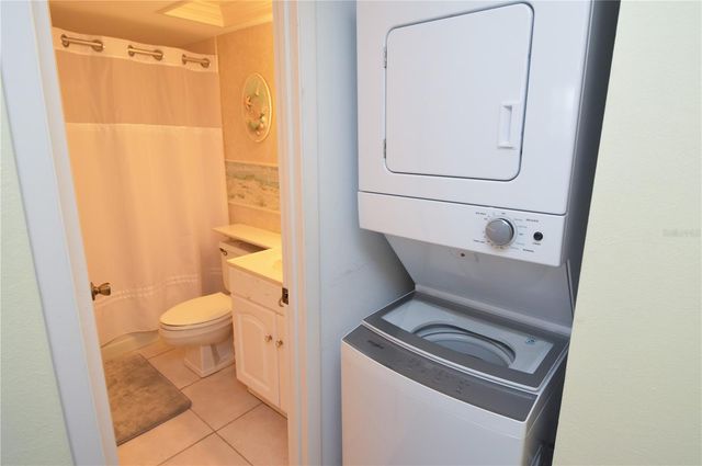 18650 GULF BOULEVARD 305, Indian Shores, FL 33785