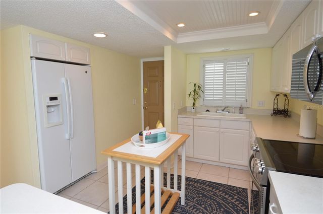 18650 GULF BOULEVARD 305, Indian Shores, FL 33785