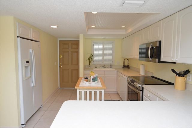 18650 GULF BOULEVARD 305, Indian Shores, FL 33785