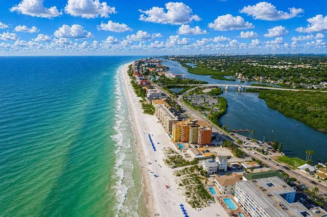 18650 GULF BOULEVARD 305, Indian Shores, FL 33785