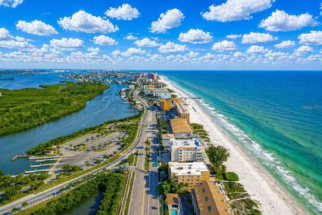 18650 GULF BOULEVARD 305, Indian Shores, FL 33785