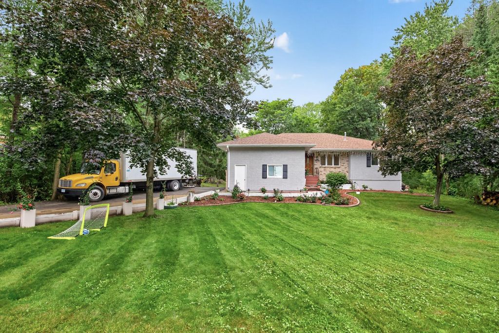 2848 Hallmark Avenue N, Oakdale, MN 55128 — photo 4