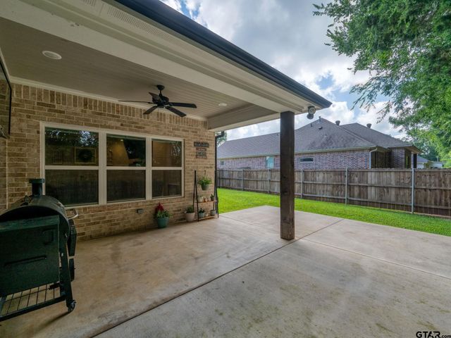 2002 Jackie Ray, Whitehouse, TX 75791