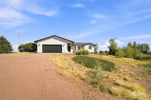 1124 E Lilac Court, Pueblo West, CO 81007
