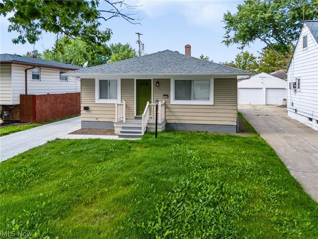 15909 Bryce Avenue, Cleveland, OH 44128