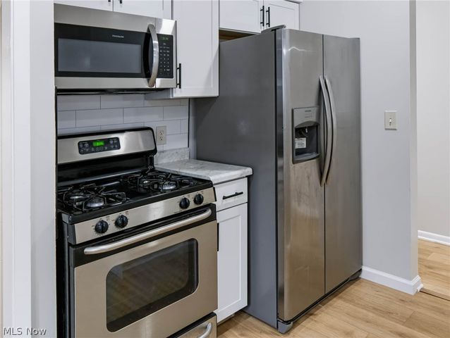15909 Bryce Avenue, Cleveland, OH 44128