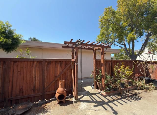 2 Mayapple Way, Irvine, CA 92612