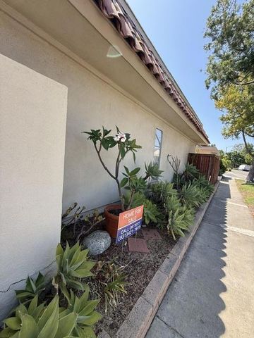 2 Mayapple Way, Irvine, CA 92612