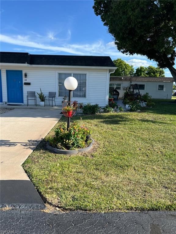 18 Hamlin CT, LEHIGH ACRES, FL 33936 — photo 4