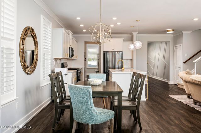 51 Ashburn Avenue, Manahawkin, NJ 08050