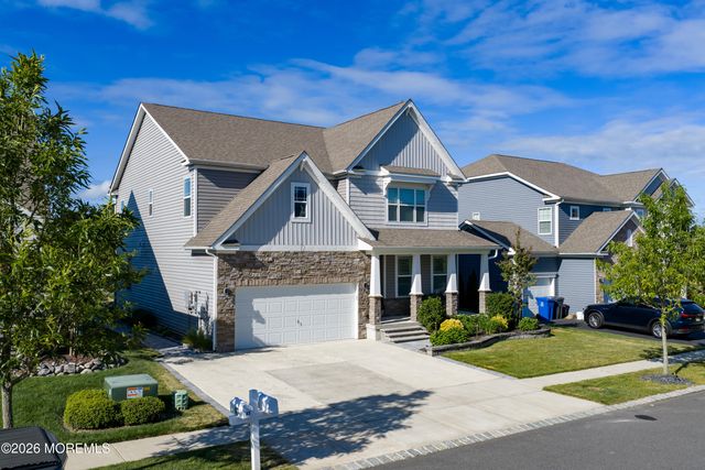 51 Ashburn Avenue, Manahawkin, NJ 08050