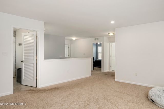 51 Ashburn Avenue, Manahawkin, NJ 08050