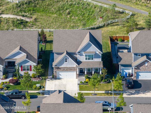 51 Ashburn Avenue, Manahawkin, NJ 08050