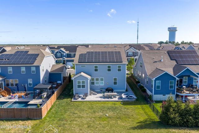 51 Ashburn Avenue, Manahawkin, NJ 08050