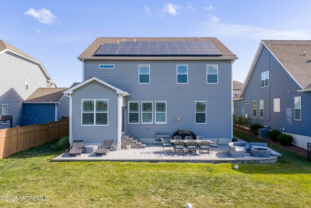 51 Ashburn Avenue, Manahawkin, NJ 08050