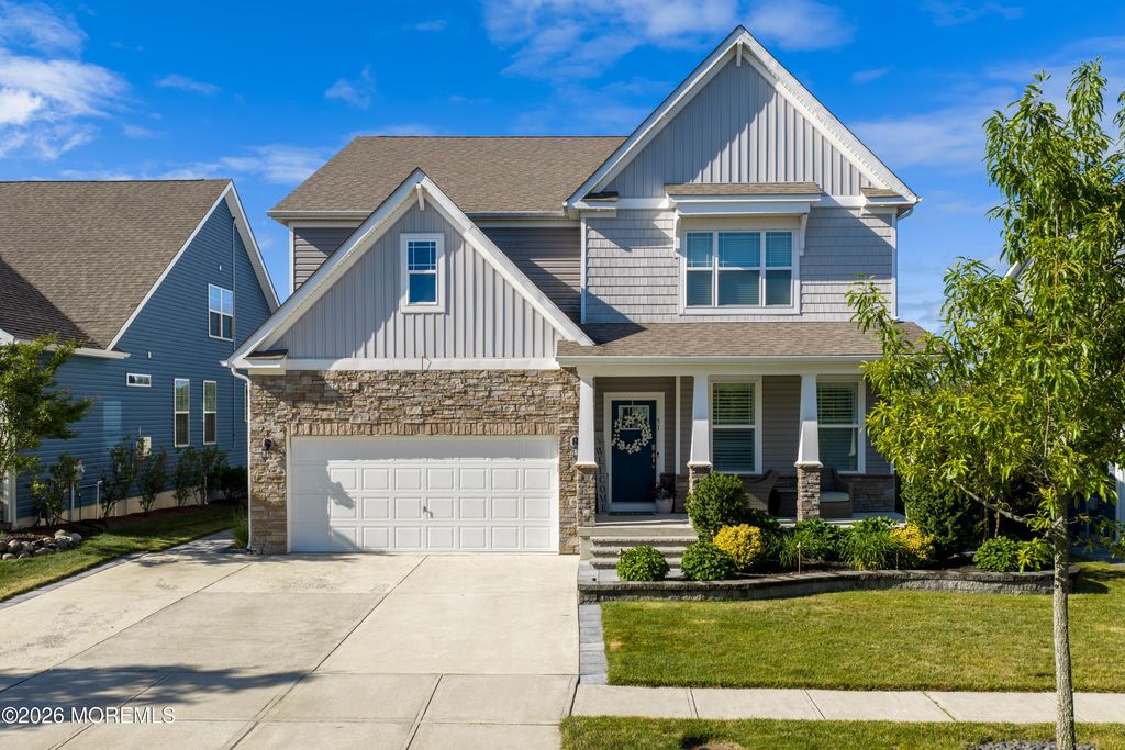 51 Ashburn Avenue, Manahawkin, NJ 08050