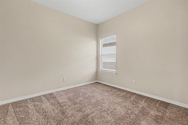 8021 NW 159th Street, Edmond, OK 73013