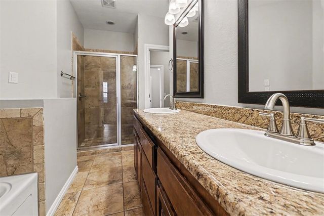 8021 NW 159th Street, Edmond, OK 73013