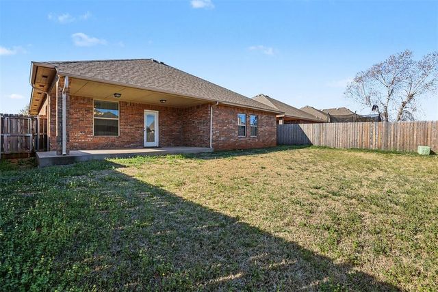 8021 NW 159th Street, Edmond, OK 73013