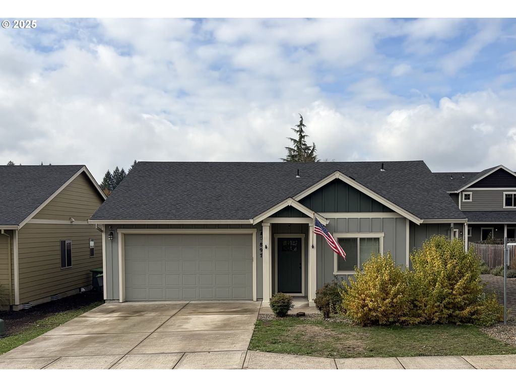 897 WASHINGTON St, Lafayette, OR 97127
