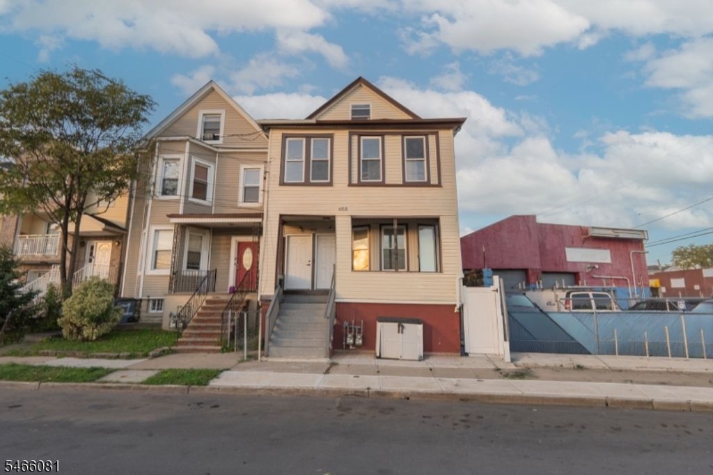 658 Magnolia Ave, Elizabeth City, NJ 07206 — exterior