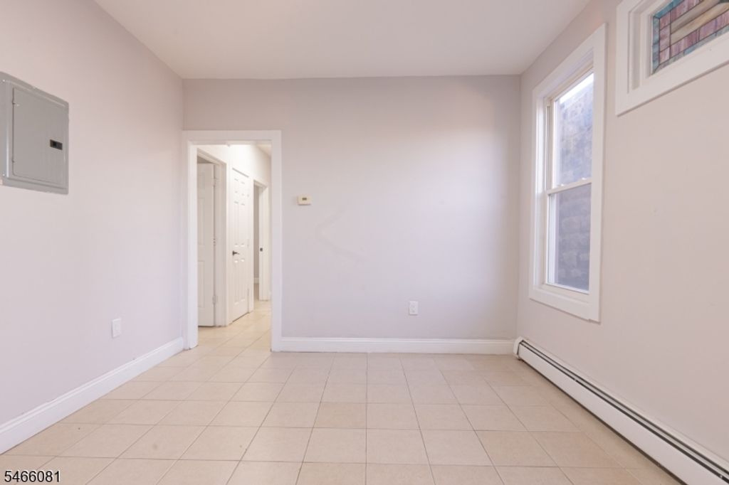 658 Magnolia Ave, Elizabeth City, NJ 07206 — photo 4