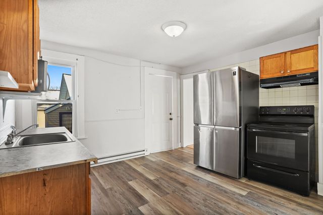 7 George Street 2, Torrington, CT 07690