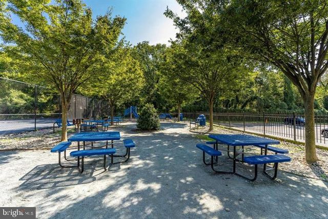 7333 NEW HAMPSHIRE AVE #816 S, Takoma Park, MD 20912