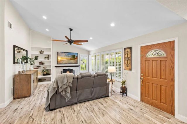 22401 Silver Spur, Lake Forest, CA 92630