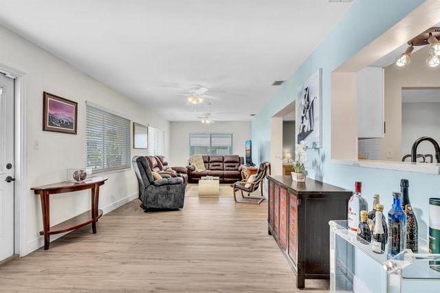 7500 NW 73rd Avenue, Tamarac, FL 33321