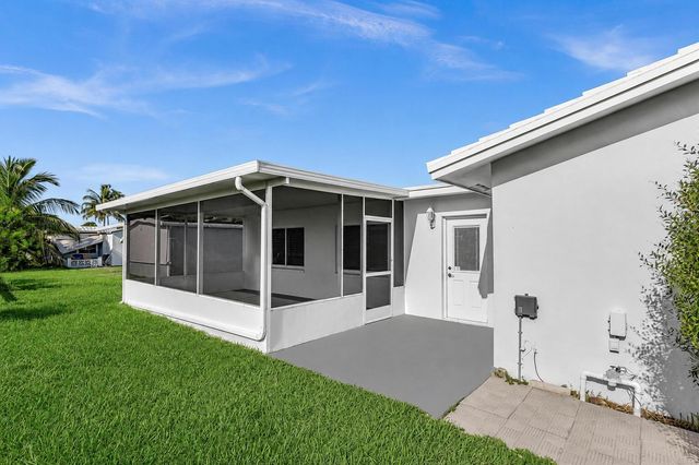 7500 NW 73rd Avenue, Tamarac, FL 33321