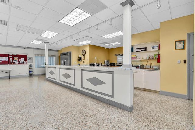 7500 NW 73rd Avenue, Tamarac, FL 33321